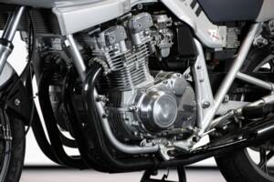 Immagine 37/50 di Suzuki GSX 750S Katana (1982)