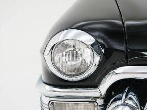 Image 13/15 de Cadillac 60 Special Fleetwood (1953)