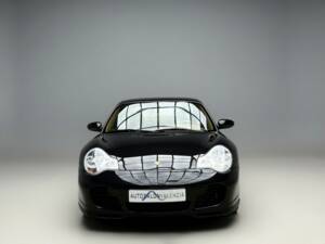 Bild 2/35 von Porsche 911 Carrera 4S (2003)