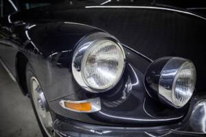 Image 33/97 of Citroën DS 20 Chapron (1972)