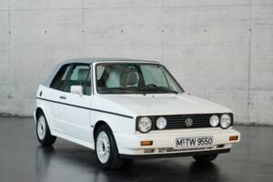 Image 25/50 of Volkswagen Golf Mk I Convertible 1.8 (1989)