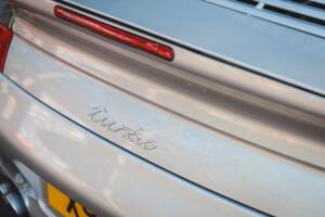 Obraz 10/38 pojazdu Porsche 911 Turbo (2001)