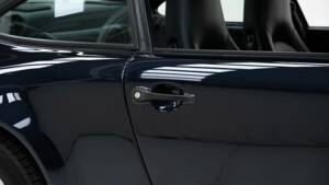 Image 14/15 of Porsche 911 Carrera 2 (1992)