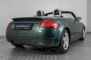 Immagine 22/50 di Audi TT 1.8 T (2001)