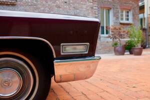 Bild 65/200 von Cadillac Coupe DeVille (1968)