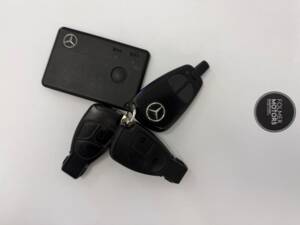 Immagine 20/20 di Mercedes-Benz SL 500 (2002)