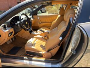 Afbeelding 24/74 van Ferrari 612 Scaglietti (2006)