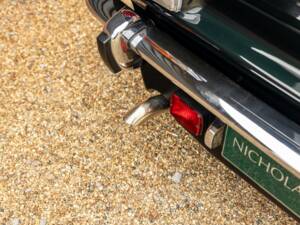 Image 23/50 of Aston Martin V8 EFi (1987)