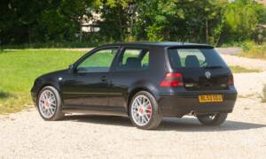 Image 3/50 of Volkswagen Golf IV 1.8T GTI (2002)