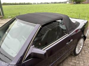 Image 36/40 de Mercedes-Benz 300 SL-24 (1990)