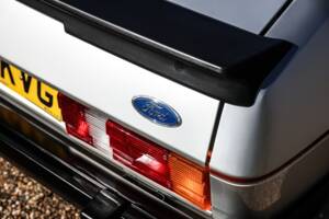 Image 22/50 of Ford Capri 2,8i (1987)