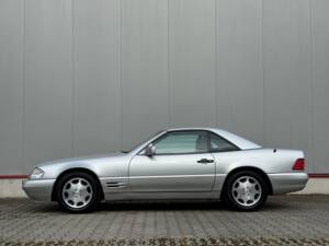 Bild 1/82 von Mercedes-Benz SL 320 (1995)