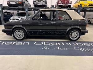 Bild 26/35 von Volkswagen Golf I Cabrio 1.8 (1990)