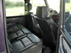 Imagen 22/26 de Mercedes-Benz 500 GE (1996)