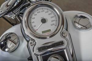 Image 14/31 of Harley-Davidson DUMMY (2005)