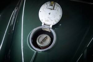 Image 52/78 of Chevrolet Corvette Stingray 427 (1967)