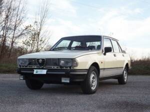 Image 1/50 of Alfa Romeo Giulietta 1.8 (1983)