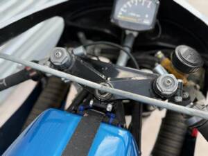 Image 12/42 of Triumph T 150 V Trident (1973)
