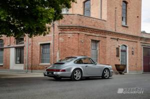 Bild 6/20 von Porsche 911 Carrera 4 (1991)