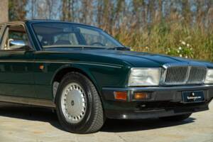 Image 17/50 de Daimler XJ 6 4.0 (1991)