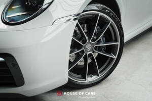 Immagine 11/23 di Porsche 911 Carrera (2019)