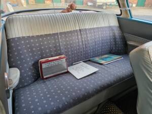 Image 37/45 de Opel Olympia Rekord 1700 (1960)