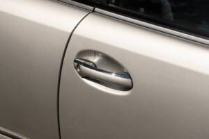 Image 27/50 of Mercedes-Benz CL 500 (2002)