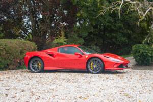 Bild 16/43 von Ferrari F8 Spider (2020)