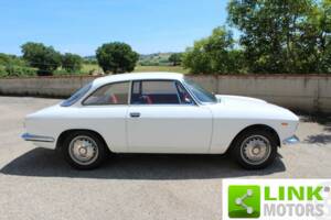 Bild 4/10 von Alfa Romeo Giulia 1600 Sprint GT (1965)