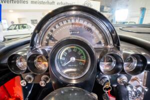 Bild 15/26 von Chevrolet Corvette (1962)