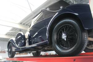 Image 37/50 of Lagonda LG 6 (1939)