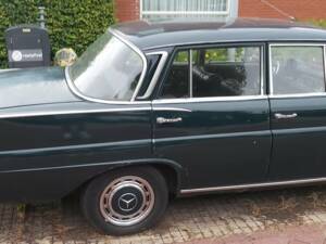 Bild 6/8 von Mercedes-Benz 220 SE b (1964)