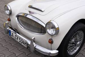 Image 13/72 de Austin-Healey 3000 Mk II (BJ7) (1962)