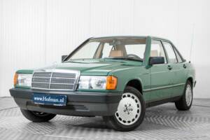 Obraz 3/50 pojazdu Mercedes-Benz 190 D 2.5 (1986)
