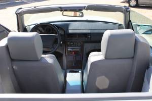 Imagen 11/22 de Mercedes-Benz 500 SL (1993)