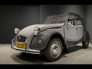 Image 4/25 de Citroën 2 CV 6 Charleston (1987)