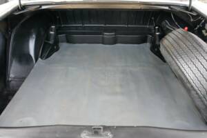 Image 24/50 de Mercedes-Benz 280 SE (1968)