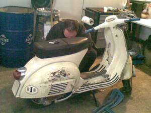 Image 12/13 of Piaggio Vespa 150 GL (1963)