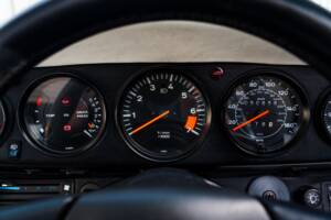Bild 37/60 von Porsche 911 Carrera 3.2 (1987)