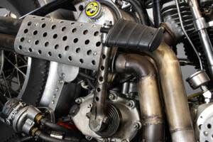 Immagine 44/50 di Harley-Davidson FLSTC Heritage Softail Classic (1997)