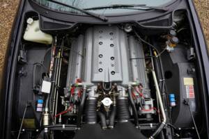 Bild 21/50 von Aston Martin Virage Volante (1994)