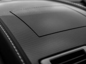 Image 38/59 of Aston Martin DBS (2012)