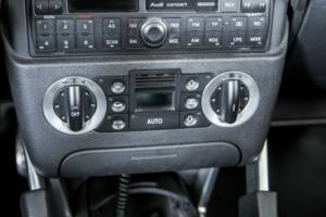 Bild 25/50 von Audi TT 1.8 T (2000)