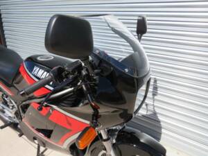 Immagine 5/44 di Yamaha RD 350 LC (1989)