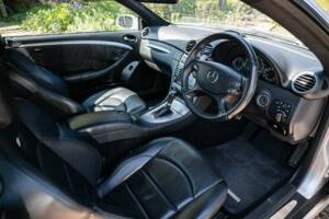 Afbeelding 2/34 van Mercedes-Benz CLK 63 AMG (2007)