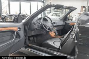 Immagine 14/15 di Mercedes-Benz SL 320 (2001)