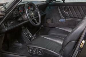 Bild 20/25 von Porsche 911 Carrera 3.2 (1987)