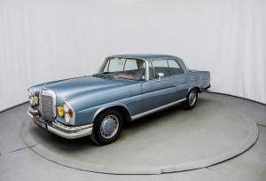 Bild 2/31 von Mercedes-Benz 250 SE (1967)