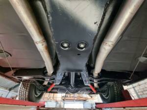 Image 21/36 of Cadillac 62 Sedan DeVille (1957)