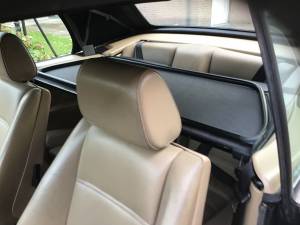 Image 6/20 of BMW 320i (1992)